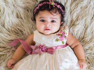 G Letter Baby Girl Names: ग से शुरू होने वाले लड़कियों के ये नाम हैं सबसे यूनिक, सुनकर हर कोई करेगा तारीफ