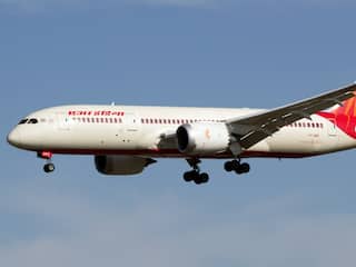 एयर इंडिया की फ्लाइट में अचानक बज उठा फायर अलार्म, दिल्ली एयरपोर्ट पर करानी पड़ी इमरजेंसी लैंडिंग