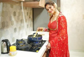 Arti Singh Glows in Red Suit And Sindoor For 'Pyaar Se Bharpur' Pehli Rasoi - PICS