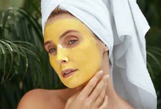 5 Reasons To Include Besan In Your Everyday Skincare Regime