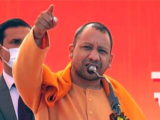 चुनावी सभा में सपा पर जमकर बरसे CM योगी, बोले- हर बड़ा माफिया-अपराधी इस पार्टी का शागिर्द