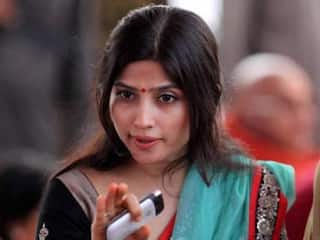 महाराणा प्रताप की मूर्ति पर गरमाई सियासत पर डिंपल यादव ने दी सफाई, जानिए सपा सांसद ने क्या दिया जवाब?