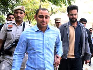 Snake Venom Case: कभी नहीं करता नशा, सांप के जहर के इस्तेमाल से भी एल्विश का इनकार, जानें 1200 पन्नों की चार्जशीट में क्या-क्या