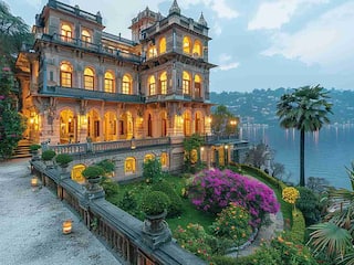Explore The Best Couple Spots In Nainital, Uttarakhand