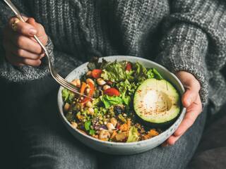 वीगन डाइट फॉलों करना हो रहा है मुश्किल? तो खाने में जोड़ें ये बेहतरीन ऑप्शन