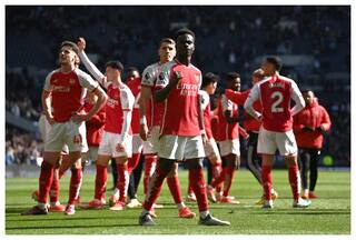 Premier League: Title Race Nears Conclusion as Arsenal Face Manchester United