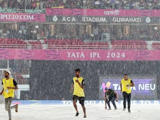 RR vs KKR- IPL का आखिरी लीग मैच धुला और धुल गए संजू सैमसन के अरमान