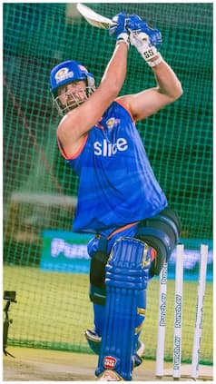 10 Tallest Cricketers In IPL 2024 With Height