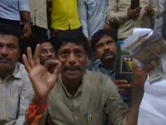 WATCH: Congress' Pune Nominee Stages Sit-In Against BJP's Alleged 'Cash-For-Vote' Tactics; Booked