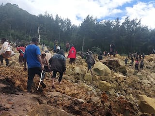 Papua New Guinea Landslide: Death Toll Exceeds 670, Several Feared Dead; Thousands Displaced, Hope  Of  Life  Bleak