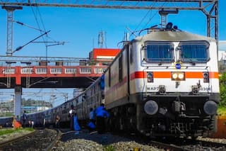 Main Line And Harbour Line Suburban Train Services Running Late: Central Railway