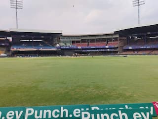 RCB VS CSK : दोनों टीमों के लिए करो या मरो का मैच , जानें- आरसीबी और सीएसके मैच की पिच रिपोर्ट और वेदर अपडेट