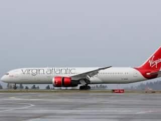 Wait What? Flight In Australia Forced To Make Emergency Landing After Man Runs Naked Through Cabin