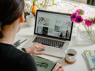 Sarkari Naukri: होम मिनिस्ट्री में सहायक संचार अधिकारी समेत कई पदों पर आवेदन शुरू, बिना एग्जाम मिलेगी नौकरी