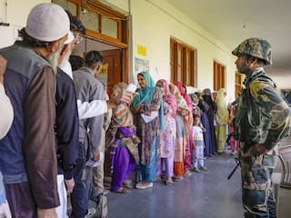 Lok Sabha Polls: घाटी में आर्टिकल-370 खत्म होने का दिखा असर, बारामूला में टूटा मतदान का रिकॉर्ड