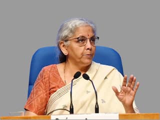 लोकसभा चुनाव नतीजों के बाद इनकम टैक्स सिस्टम में नहीं होगा बदलाव, वित्त मंत्री ने अटकलों पर लगाया विराम