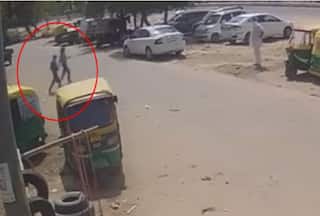 Greater Noida Horror: 15-Year-Old Boy Kidnapped Near Father's Restaurant in Kotwali Bita 2; Video