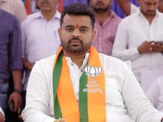 प्रज्वल रेवन्ना का अश्लील वीडियो विवाद पर पहला रिएक्शन, पूछताछ में शामिल होने पर कही ये बात