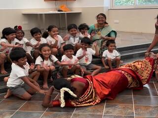 School Ka Video: टीचर ने मजेदार अंदाज में बनाया बच्चों का वीडियो, देख लिया तो धमाल लगेगा | देखें वीडियो