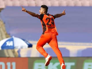 IPL में बॉलर्स की हो रही दुर्गति, अनिल कुंबले बोले- खेल में संतुलन जरूरी वरना...