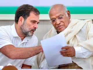 लोकसभा में नेता प्रतिपक्ष के लिए CWC ने राहुल गांधी के नाम पर लगाई मुहर, कांग्रेस नेता ने मांगा सोचने का समय