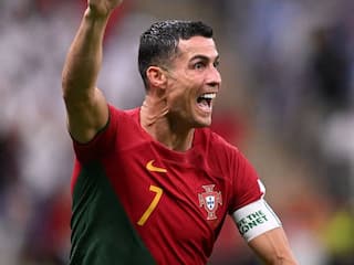 FIFA भी हुआ एमएस धोनी का दीवाना, क्रिस्टियानो रोनाल्डो की तस्वीर पर लिखा मजेदार कैप्शन, CSK का कमेंट वायरल