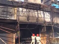 नहीं थम रहा आग का तांडव, वसंत विहार में 5 दुकानें जलकर खाक, नोएडा में भी लगी आग