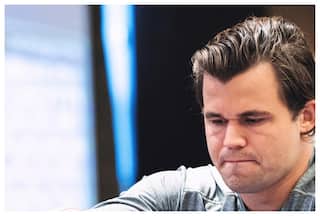 Magnus Carlsen AVENGES Previous Loss, Beats R Praggnanandhaa In Round 8