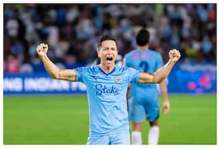 Lallianzuala Chhangte Signs Contract Extension With Mumbai City