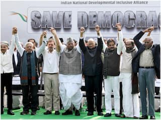 Sharad Pawar In Talks With Nitish Kumar, Stalin Dials Chandrabau | Check Out Possible Government Formation Scenarios