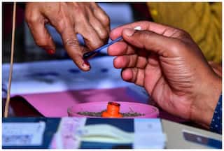 Noida Lok Sabha Chunav Results 2024: नोएडा में कमल का खिलना तय, गौतमबुद्ध नगर से महेश शर्मा जीत की ओर