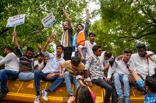 NSUI Activists Storm NTA Office, Lock From Inside; Video Emerges