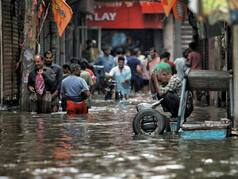मानसून की पहली बारिश दिल्ली के लिए बनी काल, एयरपोर्ट हादसे के बाद पानी से भरे गड्ढे में डूबकर हुई 2 बच्चों की मौत