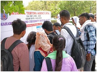 NET Exam कैंसिल करने के बाद अब शिक्षा मंत्रालय ने CBI को सौंपा जांच का जिम्मा, परीक्षा पर भी दिया अपडेट