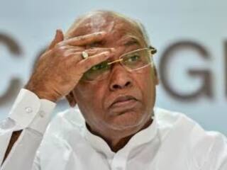 'पेपर लीक सरकार...', खड़गे ने PM मोदी से किए सवाल, पढ़ें विपक्षी नेताओं के रिएक्शन