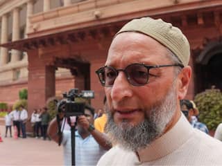 क्या छिन जाएगी असदुद्दीन ओवैसी की संसद सदस्यता? शपथ के दौरान विवादित नारे लगाना पड़ा भारी