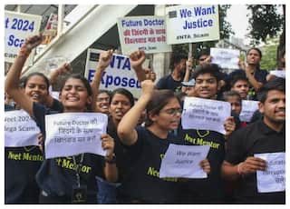 NEET पेपर लीक मामला: CBI जांच तेज, गुजरात में 7 लोकेशन पर सर्च ऑपरेशन, 1 पत्रकार गिरफ्तार