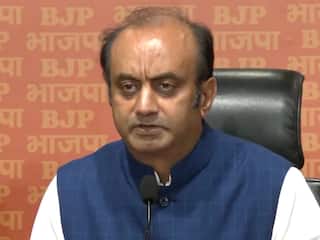 'पूरे देश को पप्पू मत समझिए, 20 घंटे के बाद...', BJP का विपक्ष पर हमला, EVM-एग्जिट पोल पर उठाए थे सवाल