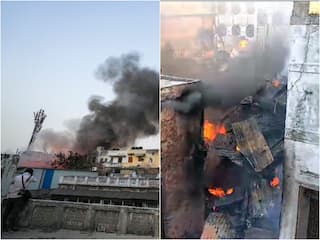 दिल्ली के चांदनी चौक में भीषण आग, कई दुकानें आई चपेट में, करोड़ों का सामान स्वाहा