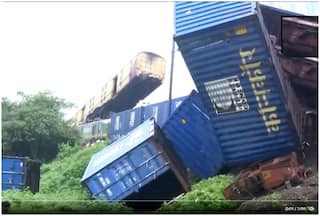 8 Feared Dead, Several Injured As Goods Train Collides With Kanchenjunga Express Near New Jalpaiguri | Watch