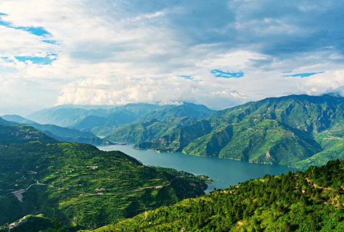 Delhi Heat Got You Down? Expert Tips for Traffic-Free Hill Station Getaways