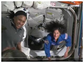 Space Station पर पहुंचकर खुशी के मारे झूम उठी सुनीता विलियम्स, देखें वीडियो