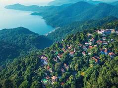 6 Exotic Tropical Islands A Stone's Throw Away From Matheran