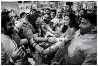 Anant-Radhika's Unseen Photo Speaks of a New Chapter of Man and Wife - Pics