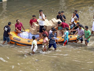 राहत नहीं...आफत बनकर आई बारिश! बिहार में 9 लोगों की मौत, असम में बाढ़ से 24 लाख लोग प्रभावित; गृह मंत्री ने लिया स्थिति का जायजा
