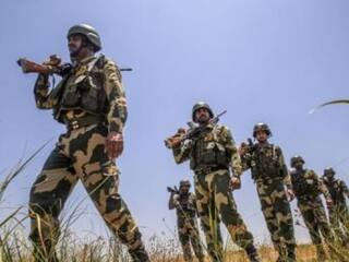 जम्मू के अखनूर सेक्टर में पाकिस्तान ने सीजफायर का किया उल्लंघन, BSF का 1 जवान घायल