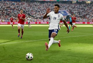 Ollie Watkins Powers England to 2-1 Win Over Resilient Netherlands in S/F