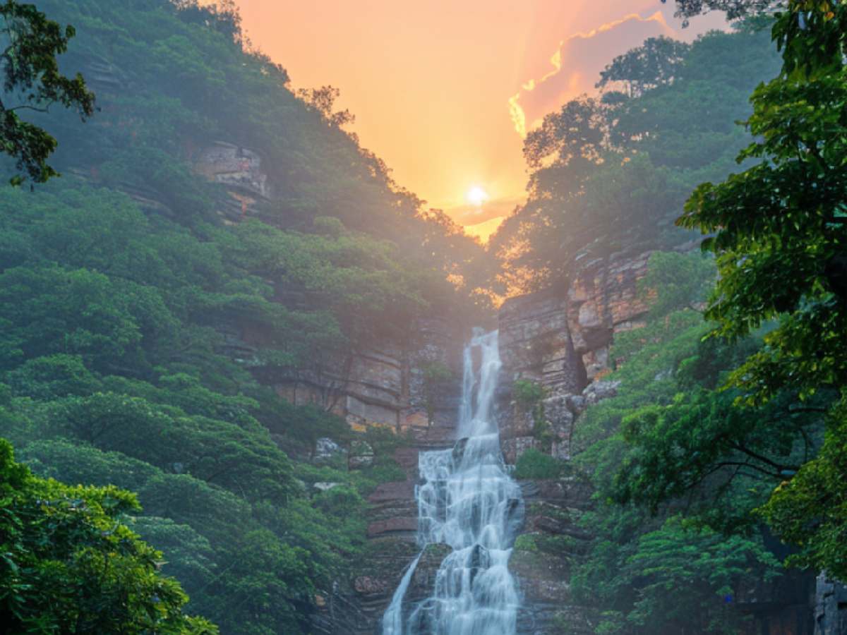 You Wont Believe These Mind-Blowing Facts About Pachmarhi, Madhya Pradesh