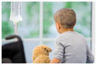 बच्चों को तेजी अपना शिकार बना रहे हैं ये 5  Childhood Cancer, समय रहते माता-पिता दें ध्यान
