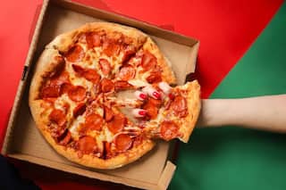 Learn How To Create Mouthwatering Italian Style Pizza With This Step by Step Guide